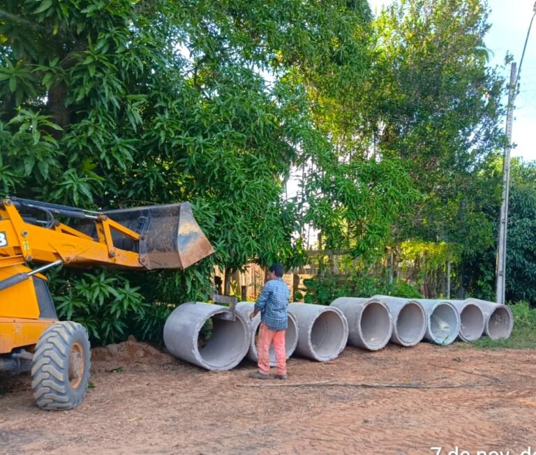 Governo de RO intensifica ações em Extrema para garantir trafegabilidade durante período chuvoso