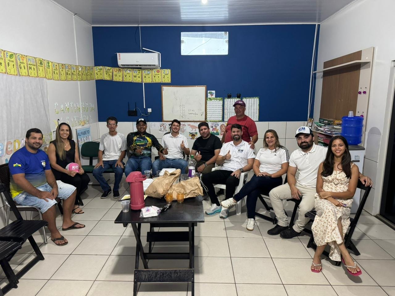 Deputado Nim Barroso realiza visita à residência do vereador Jaike Machado e dialoga com lideranças de Presidente Médici