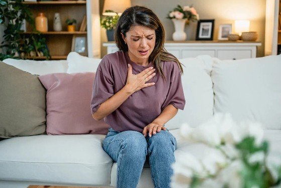 Neurocirurgião explica como bebida popular aumenta o risco de AVC