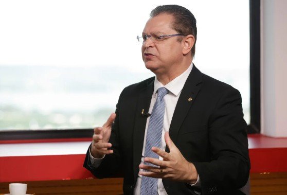 Líder do PL na Câmara é alvo de operação da PF