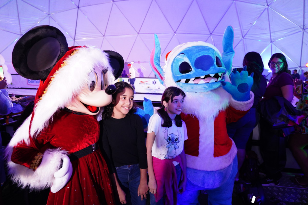 Crianças do Cosme e Damião participam de programação do Natal Porto Velho Luz