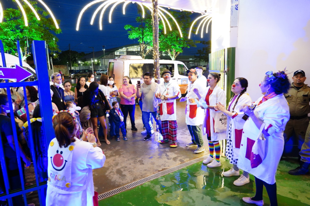 Crianças do Cosme e Damião participam de programação do Natal Porto Velho Luz