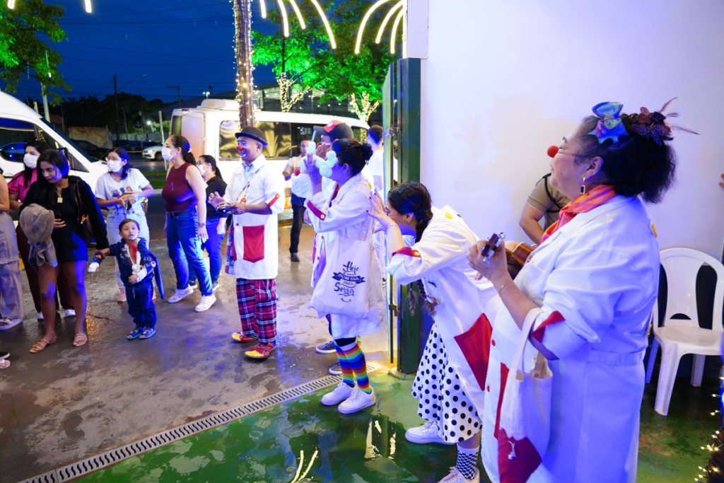 Crianças do Cosme e Damião participam de programação do Natal Porto Velho Luz