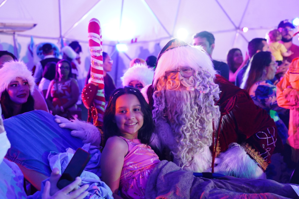 Crianças do Cosme e Damião participam de programação do Natal Porto Velho Luz