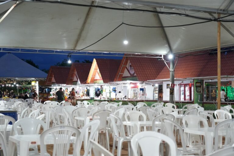 Últimas Notícias 1 Natal Porto Velho Luz encanta famílias e empreendedores com gastronomia variada