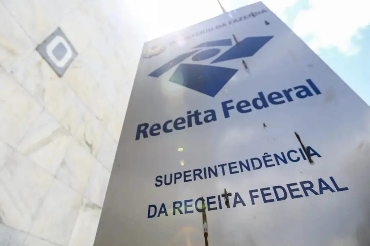 Arrecadação federal atinge R$ 226,7 bilhões em novembro e bate recorde
