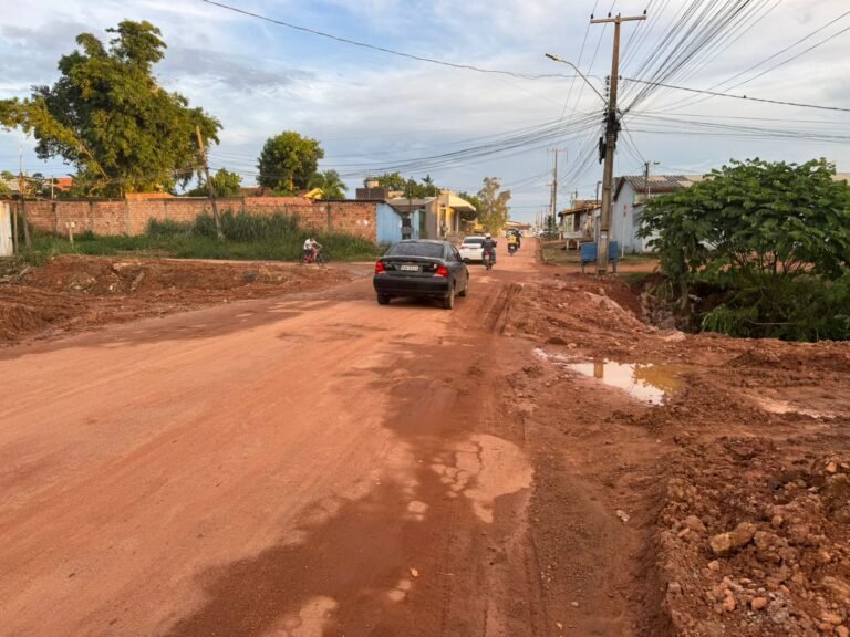 Últimas Notícias 4 Vereador Edimilson Dourado cobra recapeamento urgente em trecho danificado da avenida Campos Sales