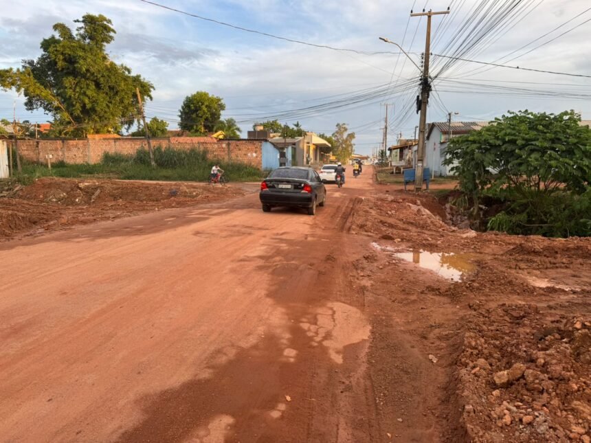 Vereador Edimilson Dourado cobra recapeamento urgente em trecho danificado da avenida Campos Sales