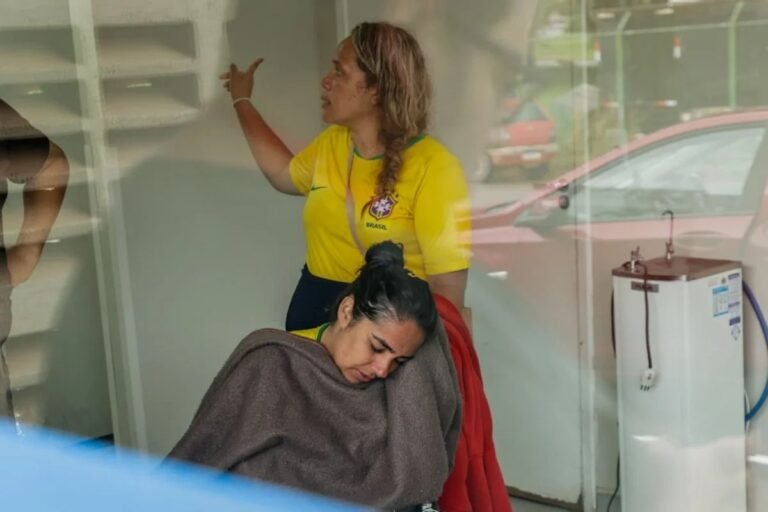 Raio em ato de Nikolas: ao menos 4 seguem internados em hospital do DF – VEJA FOTOS