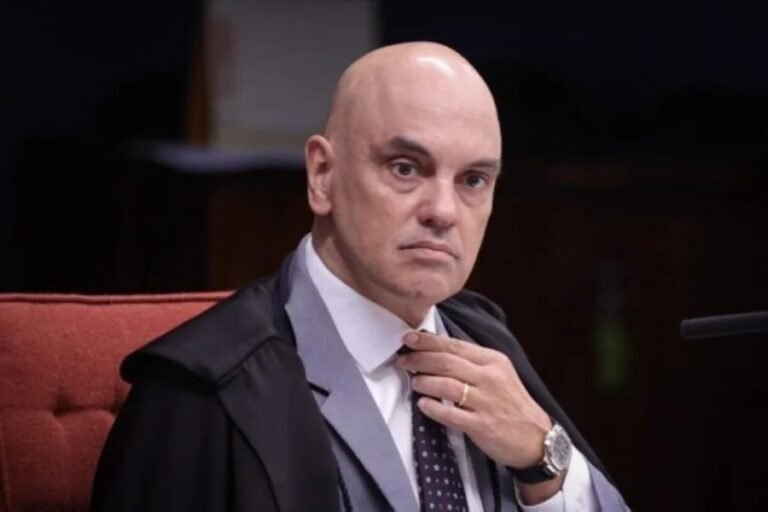 Moraes abre inquérito para apurar vazamento de dados de ministros
