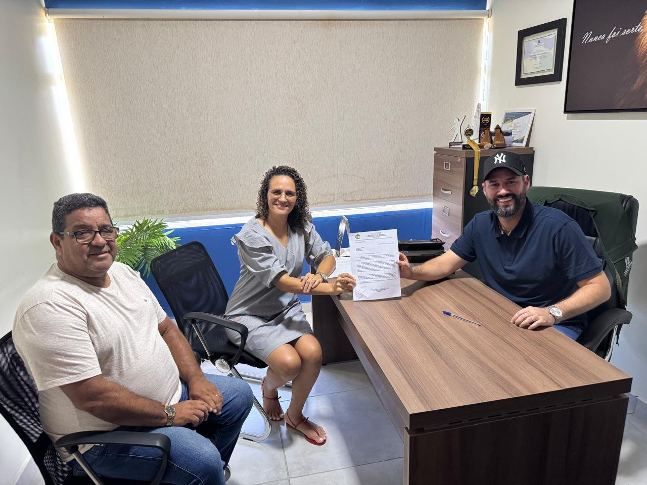 Deputado Nim Barroso destina mais de R$ 1 milhão para fortalecer a saúde de Vale do Anari