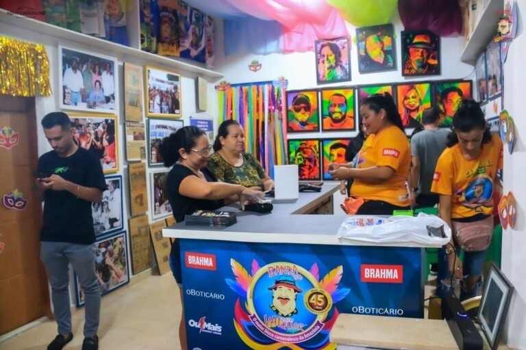 CONTAGEM REGRESSIVA – Vai Quem Quer desfila dia 14 de fevereiro, sábado de Carnaval