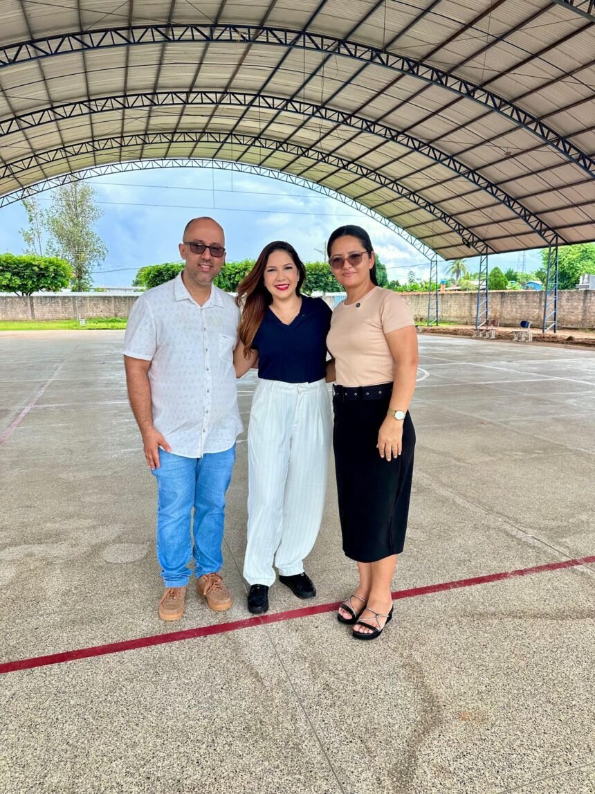 Deputada Federal Cristiane Lopes garante R$ 350 mil para reforma da quadra da Escola Adeildo Martins, em Urupá - RO