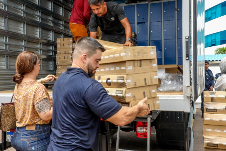 Aquisições ampliam tecnologia, conforto e logística escolar na rede estadual na volta às aulas