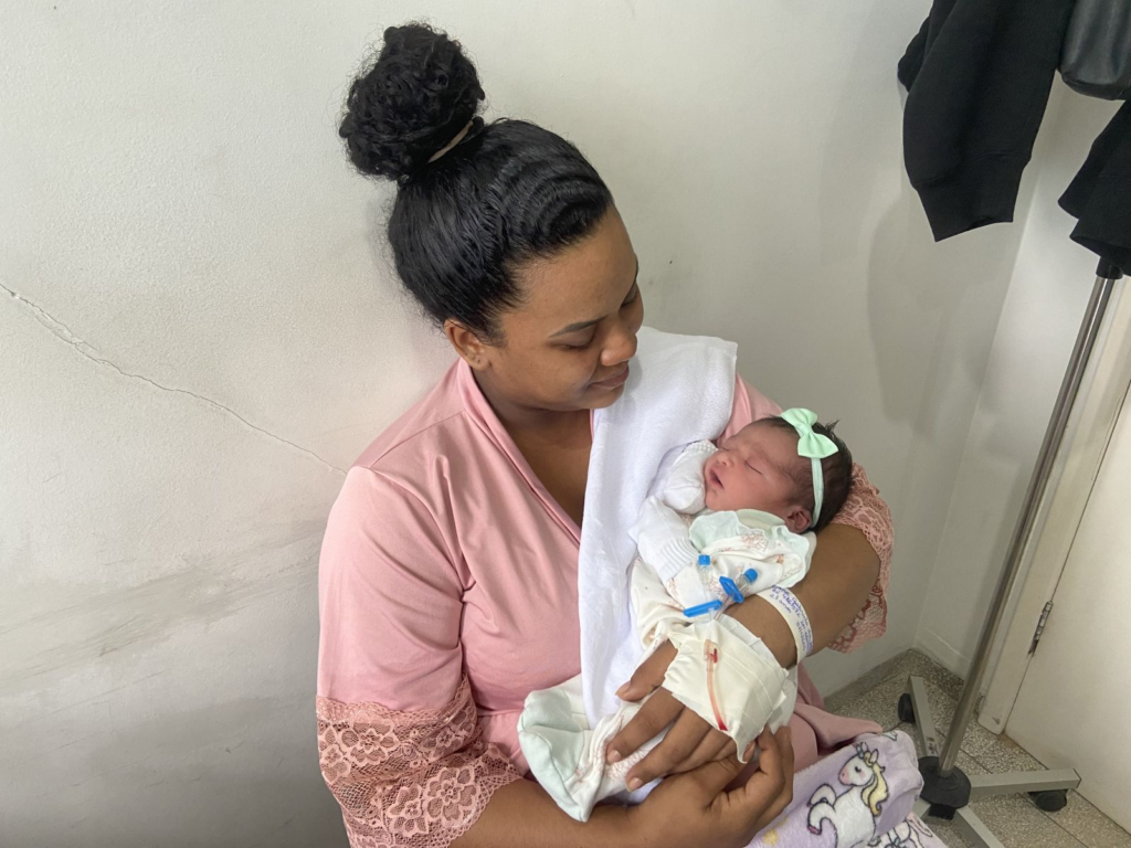 Os primeiros bebês de 2026 nascem na maternidade municipal de Porto Velho