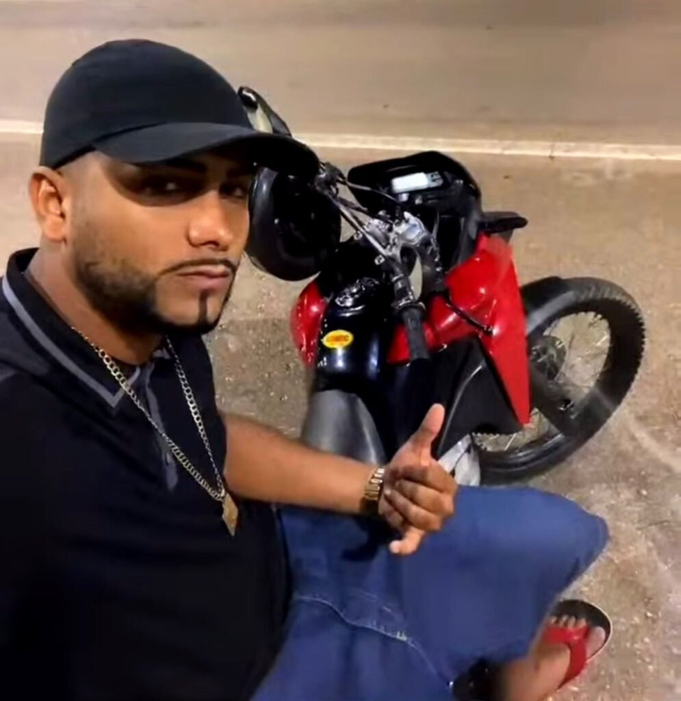 Piloto de XRE300 morre ao colidir com árvore na Avenida Guaporé