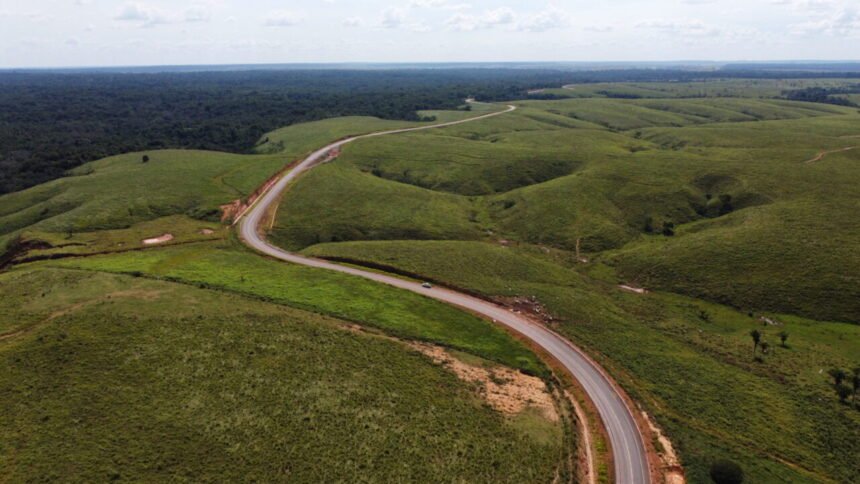 Com investimentos de R$ 2,61 bilhões em infraestrutura, governo de RO reforça segurança nas rodovias e mantém cidades conectadas