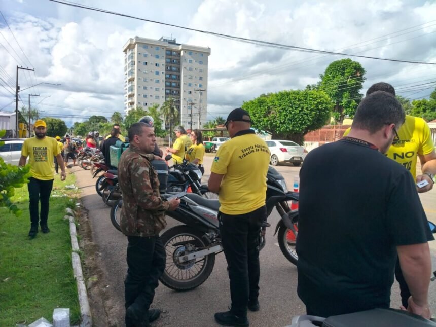 Ação conjunta para reduzir sinistros e salvar vidas no trânsito foi realizada pelo governo de RO, em Porto Velho 1 Ação conjunta para reduzir sinistros e salvar vidas no trânsito foi realizada pelo governo de RO, em Porto Velho