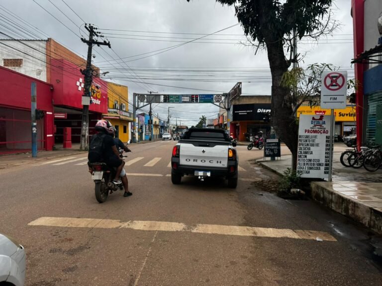 Vereador Edimilson Dourado solicita implantação de “direita livre” na Campos Sales com Jatuarana