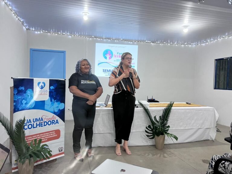 Cinco famílias são habilitadas no Serviço Família Acolhedora