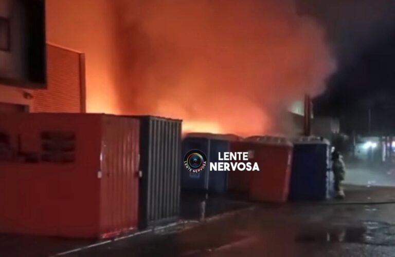 Banheiros químicos são destruídos por incêndio em frente à empresa na capital – VEJA O VÍDEO
