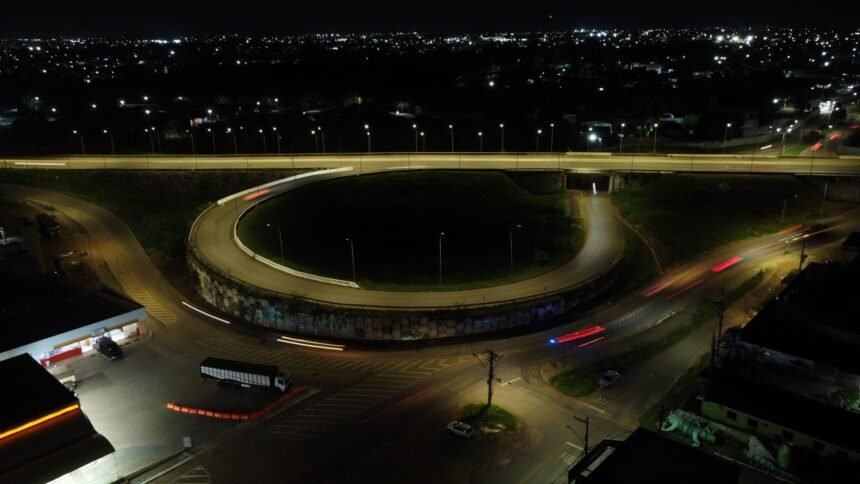 Iluminação do viaduto da campos sales é restabelecida após furto de cabos 1 Iluminação do viaduto da campos sales é restabelecida após furto de cabos