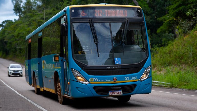 Transporte público volta a atender comunidade na Estrada de Santo Antônio