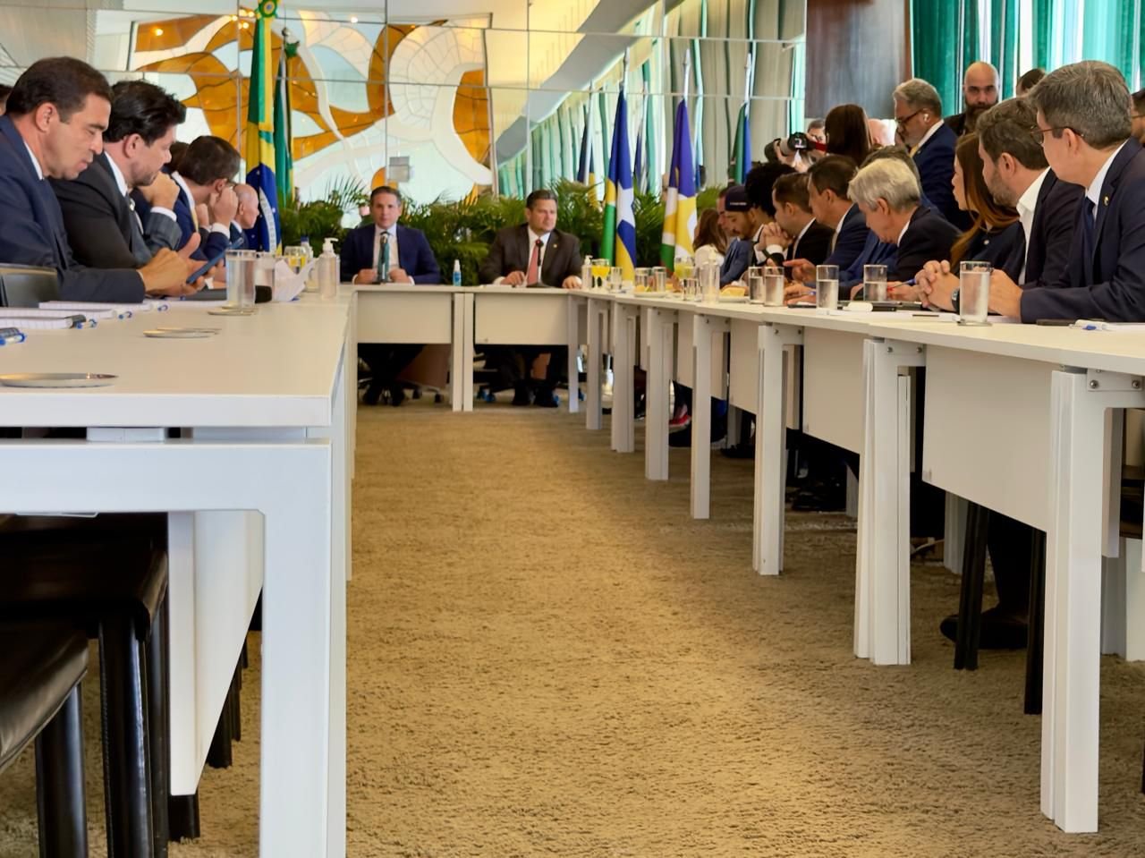 Cristiane Lopes destaca avanço da PEC 47 e reforça luta por justiça aos servidores dos ex-territórios