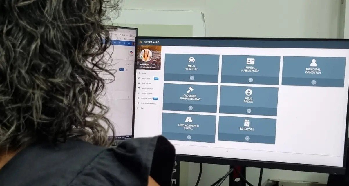 Emissão de Registro e Licenciamento de Veículo pela Central de Serviços do Detran-RO garante mais praticidade ao cidadão