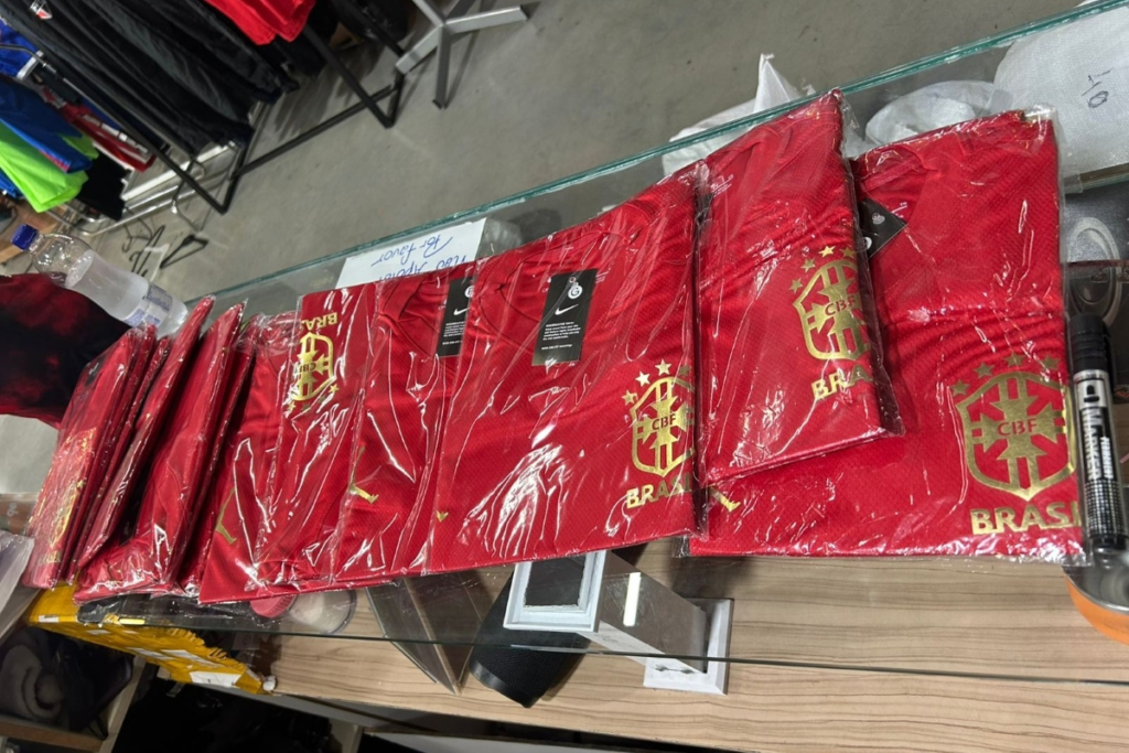 Jordan e “Brasa”: uniforme do Brasil acumula polêmicas antes da Copa