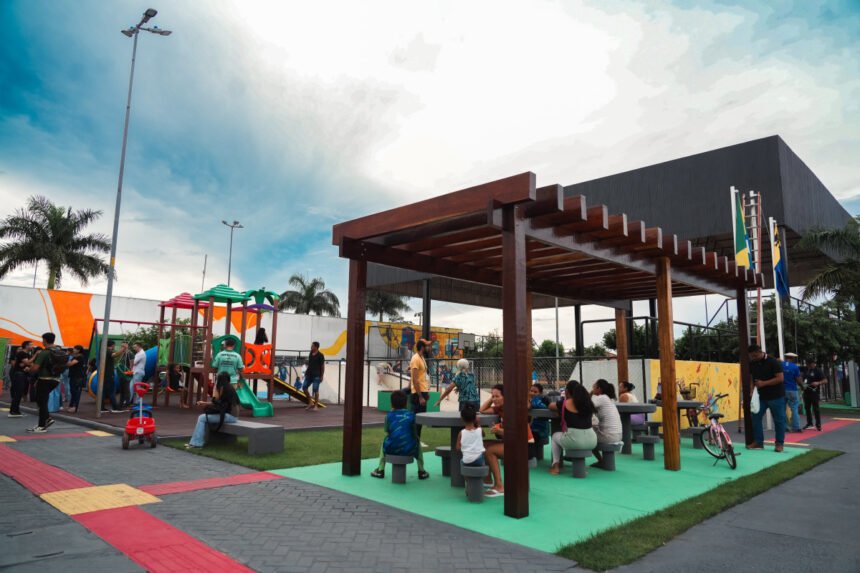 Projeto Construindo Campeões atende 200 jovens na Praça CEU