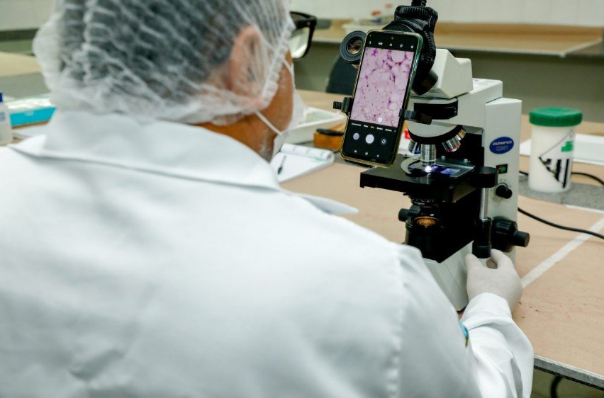 Prevenção à Doença de Chagas é reforçada pela Vigilância em Saúde com ações de orientação à comunidade 1 Prevenção à Doença de Chagas é reforçada pela Vigilância em Saúde com ações de orientação à comunidade