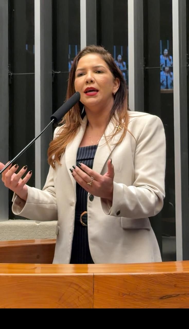 Cristiane Lopes faz história e aprova PL dos Voos que transforma a aviação na Região Norte