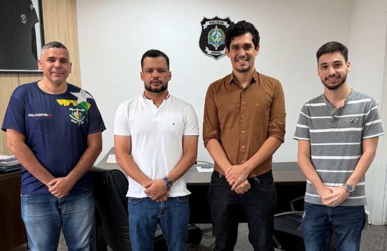 Deputado Edevaldo Neves se reúne com comissão de aprovados da Defensoria Pública de RO