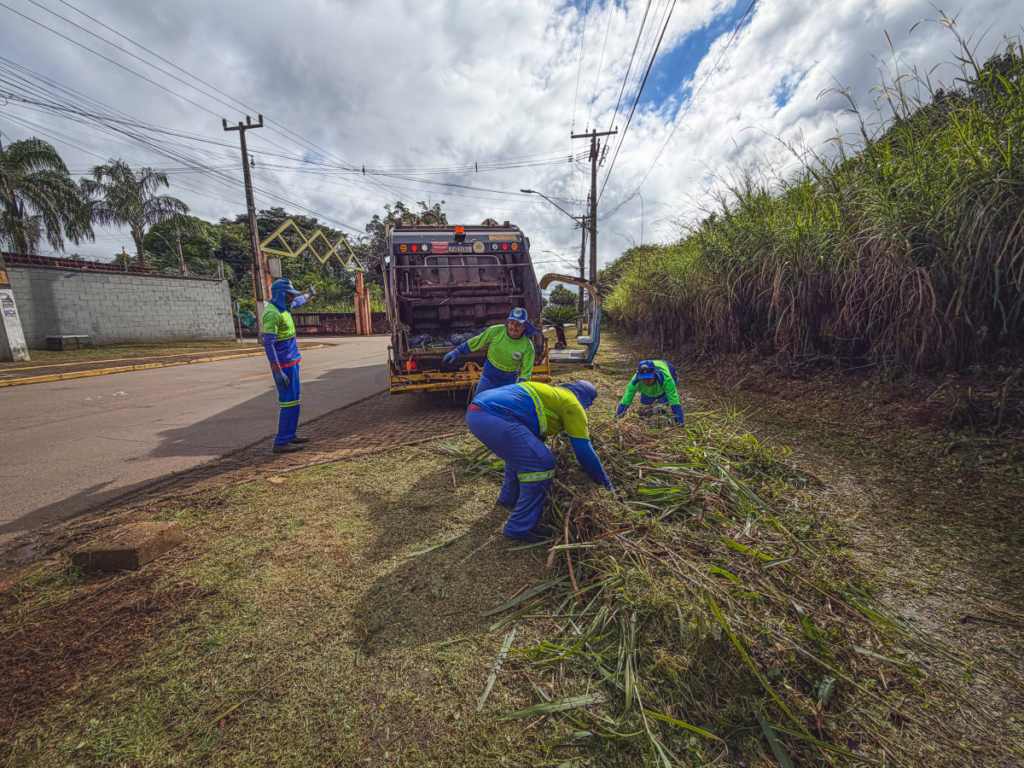 Mutirão prepara cemitérios para receber famílias no Dia das Mães