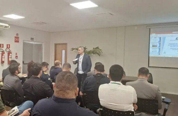 Governo de RO fortalece ações integradas para segurança da navegação no Rio Madeira