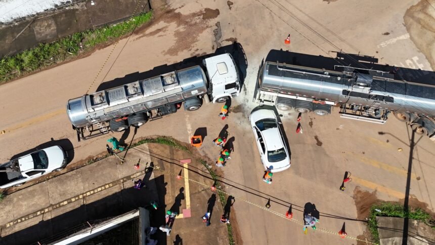Simulado testa resposta a acidentes com produtos perigosos