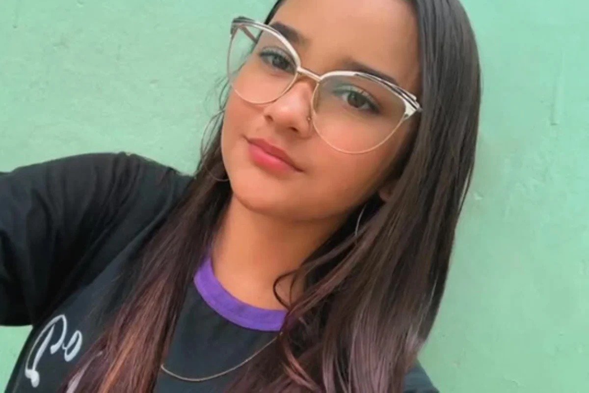 Adolescente de 16 anos morre após sofrer choque elétrico enquanto fazia chapinha na Bahia