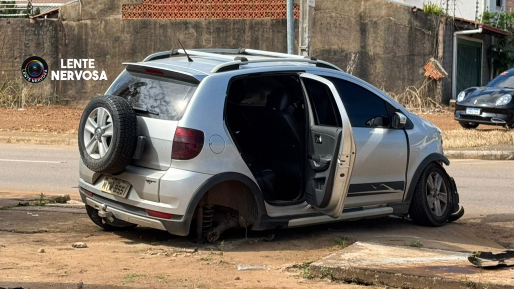 Forte colisão arranca roda de carro e resulta em capotamento de outro veículo em Porto Velho – VÍDEO