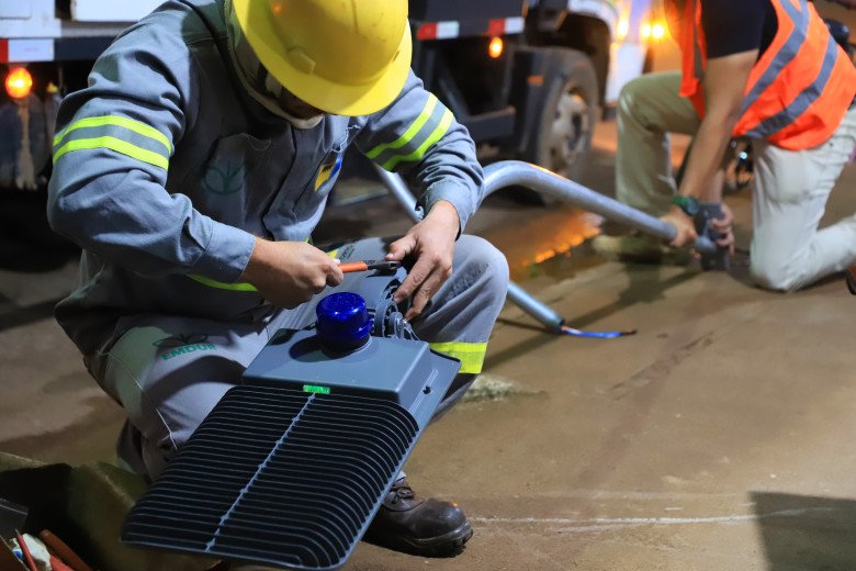 Bairro Nacional recebe reforço contínuo na iluminação