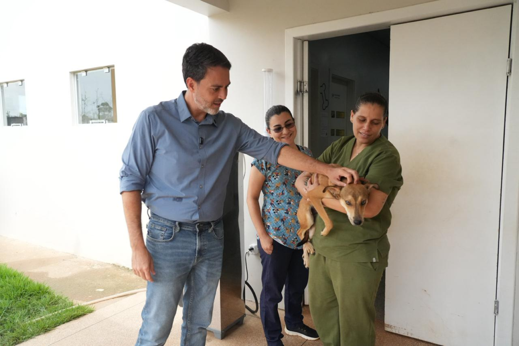 Léo Moraes consolida imagem de prefeito da causa animal 2 Léo Moraes consolida imagem de prefeito da causa animal