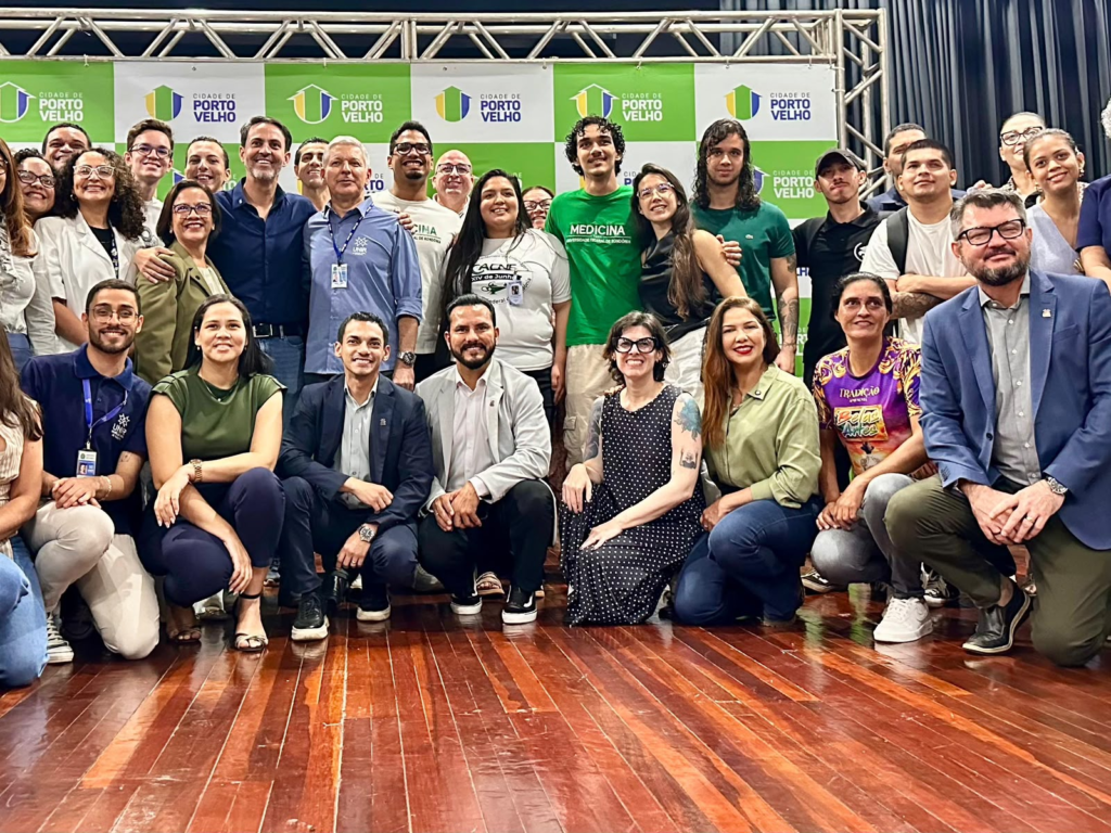 Cristiane Lopes celebra conquista histórica para Porto Velho durante solenidade de doação do Hospital Municipal à UNIR 2 Cristiane Lopes celebra conquista histórica para Porto Velho durante solenidade de doação do Hospital Municipal à UNIR