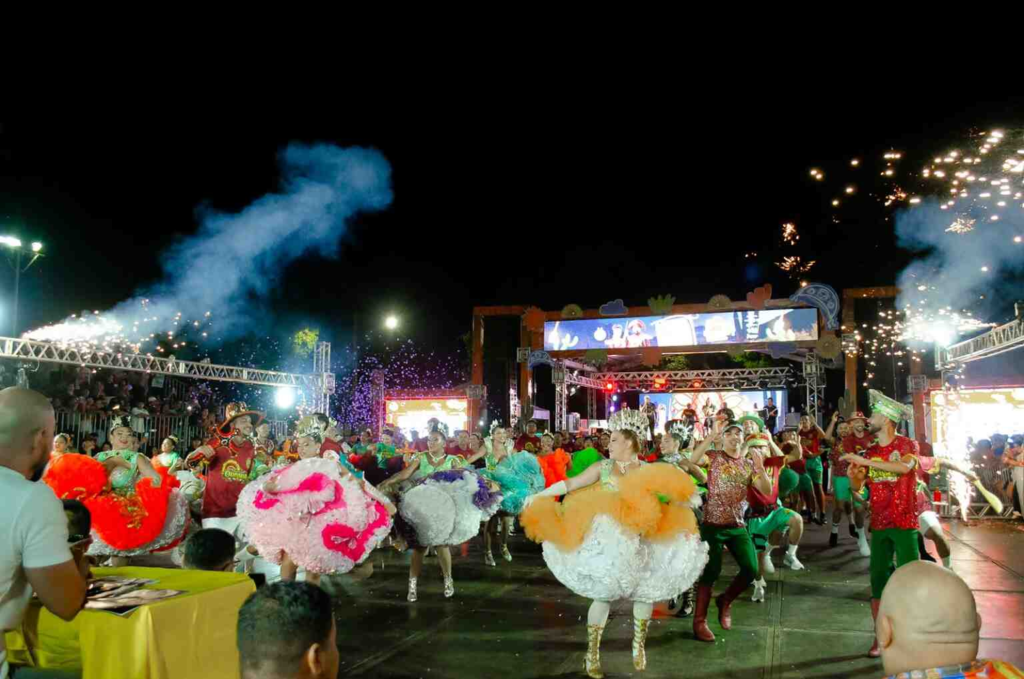 Junina Girassol embarca para representar Rondônia no Maior São João do Mundo 2 Junina Girassol embarca para representar Rondônia no Maior São João do Mundo