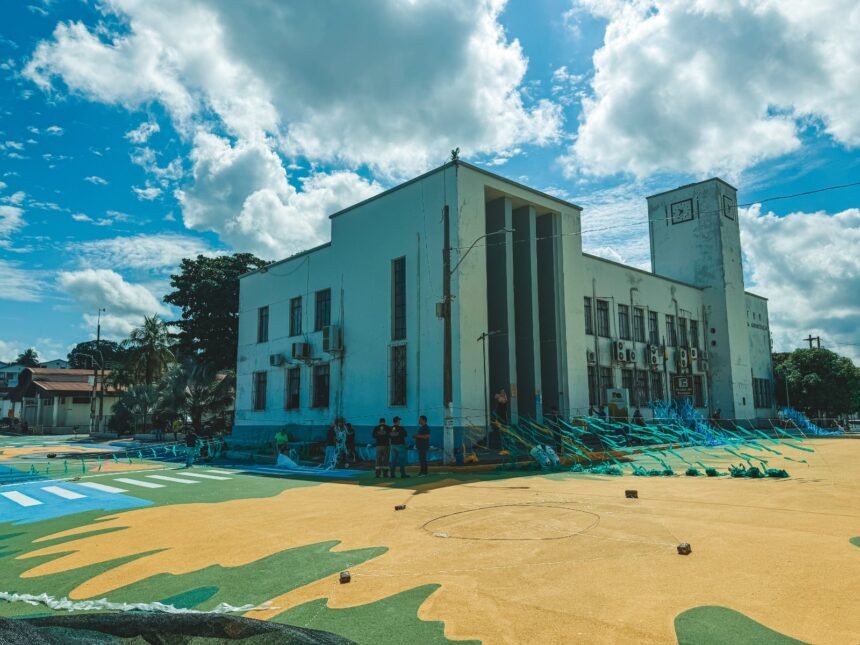 Pintura temática da Copa entra em fase final no Centro de PVH
