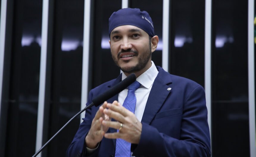 Dr. Fernando Máximo defende PEC anti-IPVA na Câmara dos Deputados 1 Dr. Fernando Máximo defende PEC anti-IPVA na Câmara dos Deputados