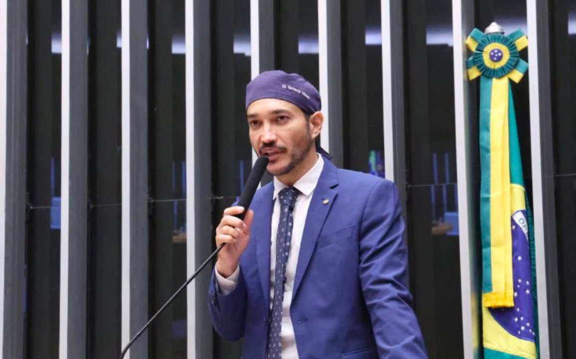 Câmara aprova texto do deputado Fernando Máximo que garante devolução de impostos a orfanatos, asilos e igrejas 1 Câmara aprova texto do deputado Fernando Máximo que garante devolução de impostos a orfanatos, asilos e igrejas