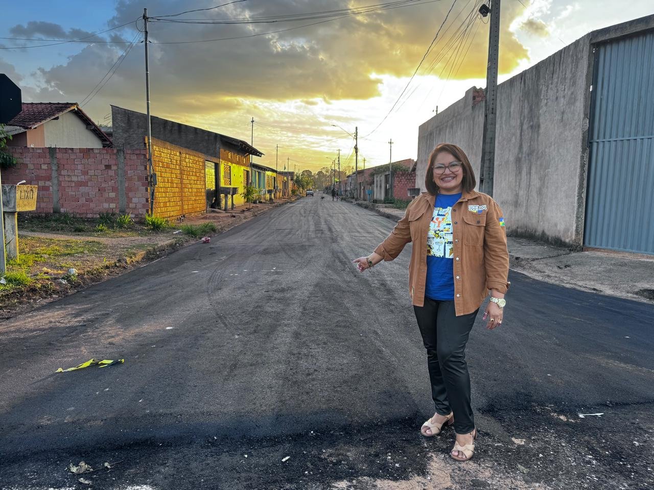 Após pedido do vereador Edimilson Dourado, Prefeitura inicia recapeamento de 19 ruas no Cristal da Calama 1 Após pedido do vereador Edimilson Dourado, Prefeitura inicia recapeamento de 19 ruas no Cristal da Calama