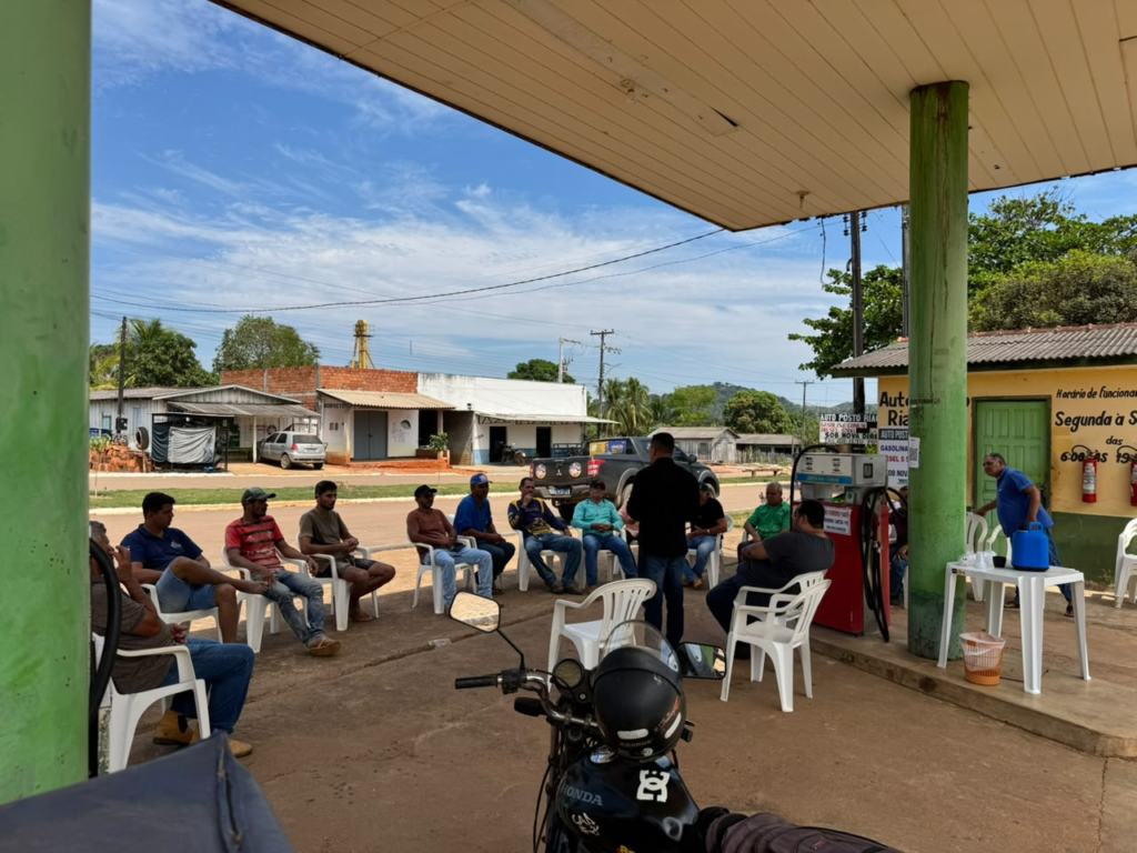 PÉ NA ESTRADA: Coronel Vital cumpre intensa agenda de viagens por Rondônia para ouvir demandas da população
