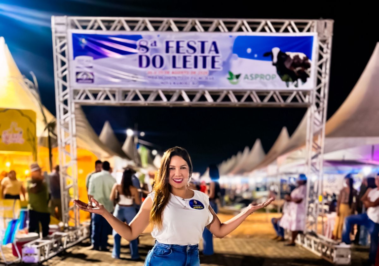 Cristiane Lopes destaca força da produção leiteira durante Festa do Leite em Nova Mamoré