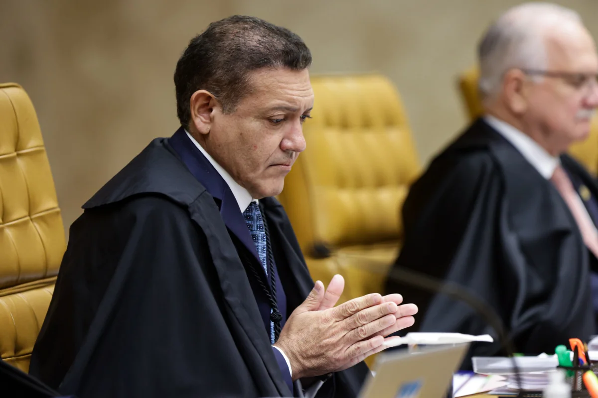 Celular de Vorcaro cita R$ 500 mil para filho de Nunes Marques - VEJA OS PRINTS 1 Celular de Vorcaro cita R$ 500 mil para filho de Nunes Marques - VEJA OS PRINTS